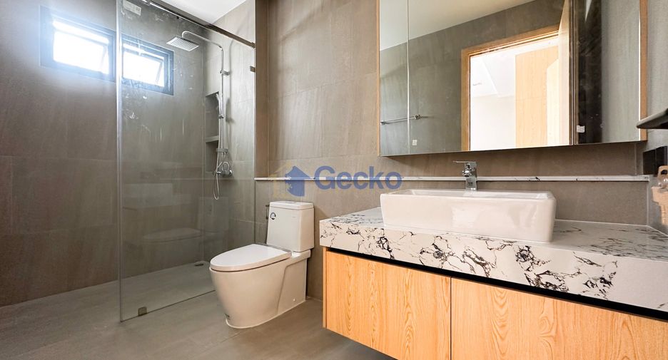 Casa en venta de 4 habitaciones en South Pattaya, Pattaya