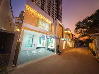 For sale 7 bedrooms house in Bang Lamung, Chonburi