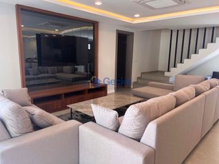 For sale 5 bedrooms house in Bang Lamung, Chonburi