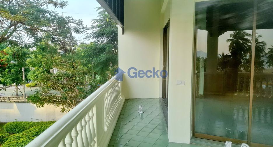 For rent 2 bedrooms condo in Sattahip, Chonburi