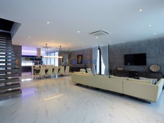 For sale 4 bedrooms house in Bang Lamung, Chonburi