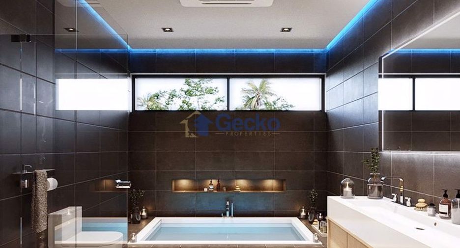 For sale 4 bedrooms house in Pratumnak, Pattaya