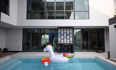 For rent 6 bedrooms house in East Pattaya, Pattaya