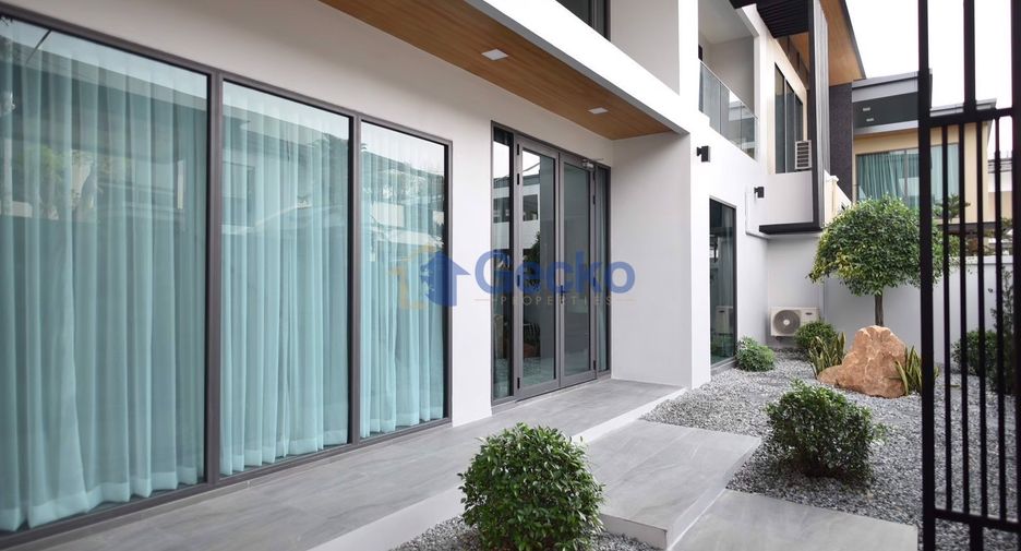 For rent 6 bedrooms house in East Pattaya, Pattaya