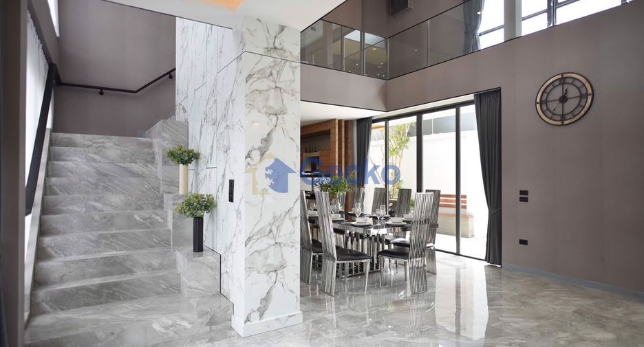 For rent 6 bedrooms house in East Pattaya, Pattaya