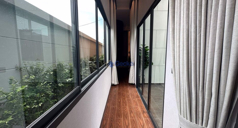 For sale 3 bedrooms house in East Pattaya, Pattaya