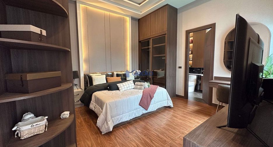 For sale 3 bedrooms house in East Pattaya, Pattaya