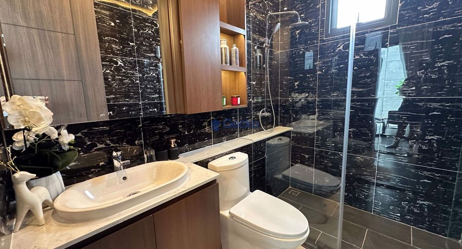 For sale 3 bedrooms house in East Pattaya, Pattaya