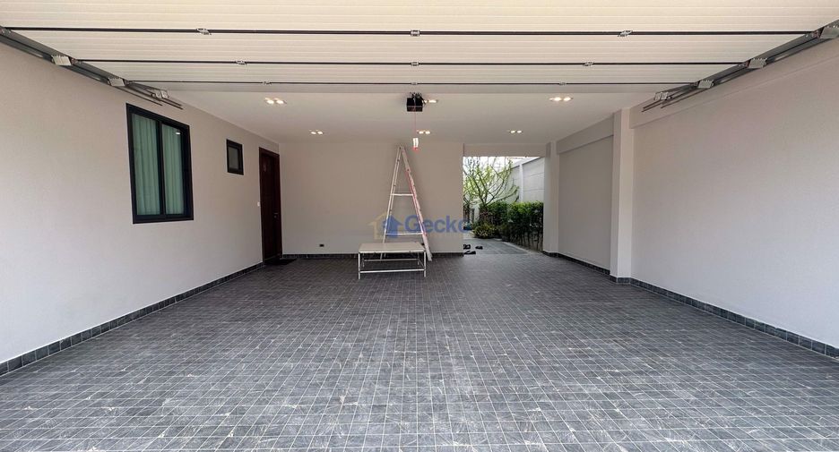 For sale 3 bedrooms house in East Pattaya, Pattaya