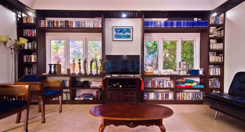 Haus zum Kauf mit 8 Zimmer in Bang Saray, Pattaya