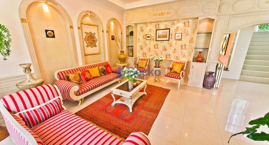 Haus zum Kauf mit 8 Zimmer in Bang Saray, Pattaya