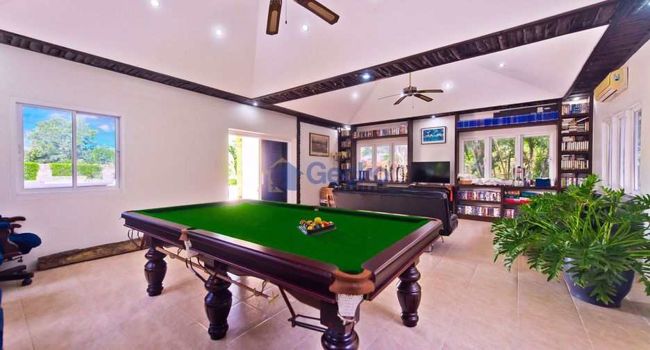 Haus zum Kauf mit 8 Zimmer in Bang Saray, Pattaya