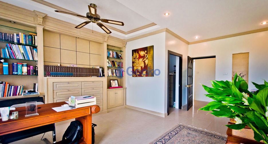 Haus zum Kauf mit 8 Zimmer in Bang Saray, Pattaya