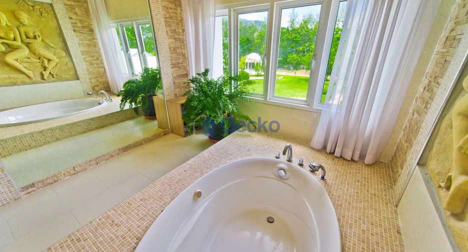 Haus zum Kauf mit 8 Zimmer in Bang Saray, Pattaya