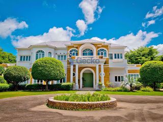 For sale 8 bedrooms house in Bang Saray, Pattaya