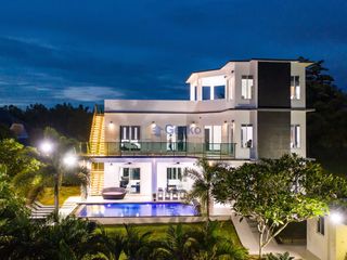 For sale 4 bedrooms house in Bang Lamung, Chonburi