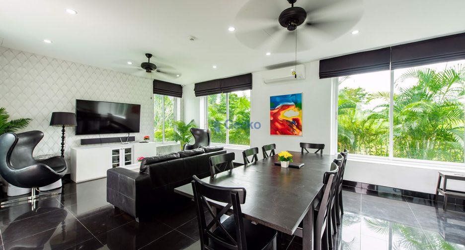 For sale 4 bedrooms house in Huay Yai, Pattaya