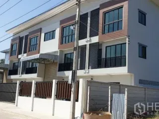 Lagerhaus zur Miete in Lam Luk Ka, Pathum Thani