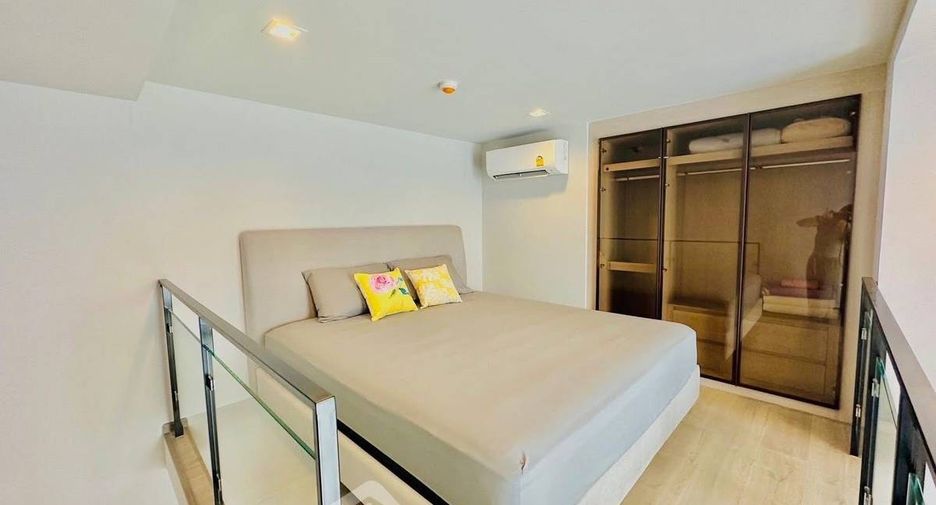 For rent 1 bed condo in Phra Khanong, Bangkok