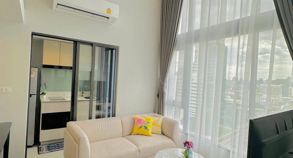 For rent 1 bed condo in Phra Khanong, Bangkok