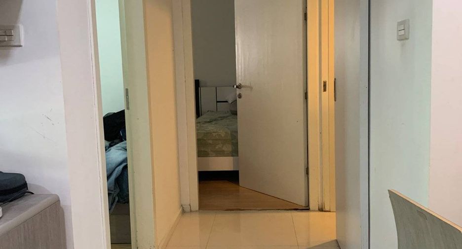 For sale 1 bed condo in Phra Khanong, Bangkok