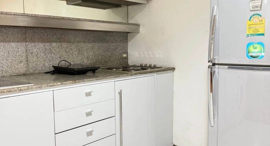 Wohnung zur Miete mit 2 Zimmer in Watthana, Bangkok