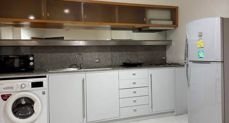 Wohnung zur Miete mit 2 Zimmer in Watthana, Bangkok