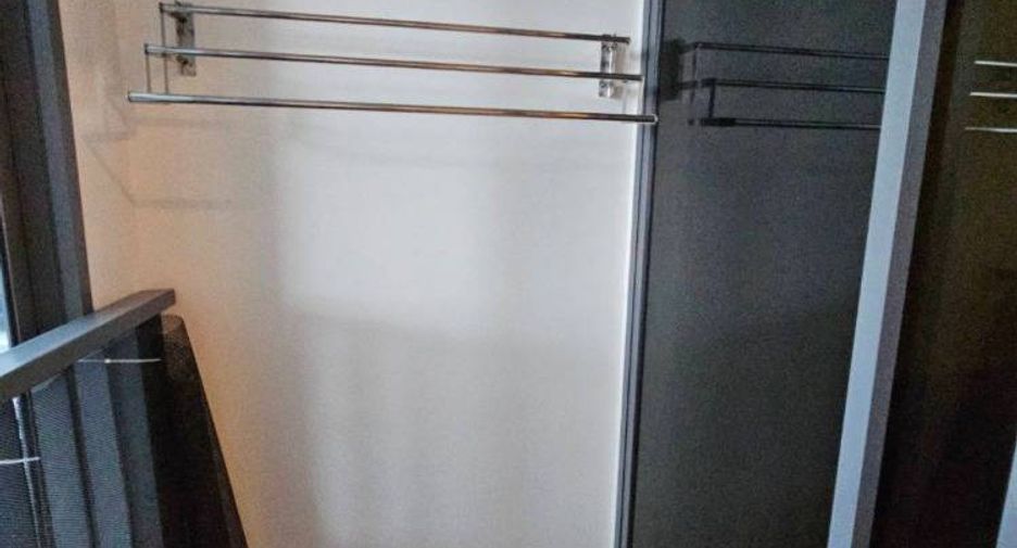 For sale 1 bed condo in Thon Buri, Bangkok