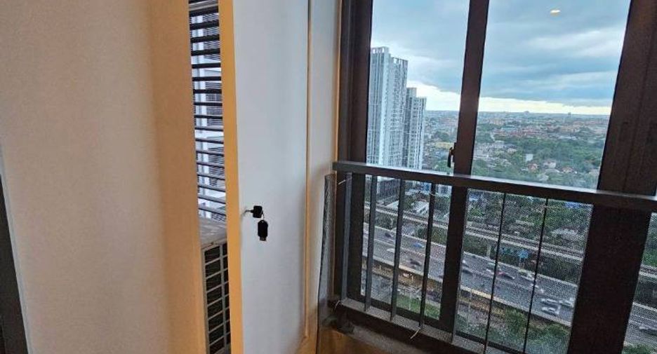 For sale 1 bed condo in Thon Buri, Bangkok