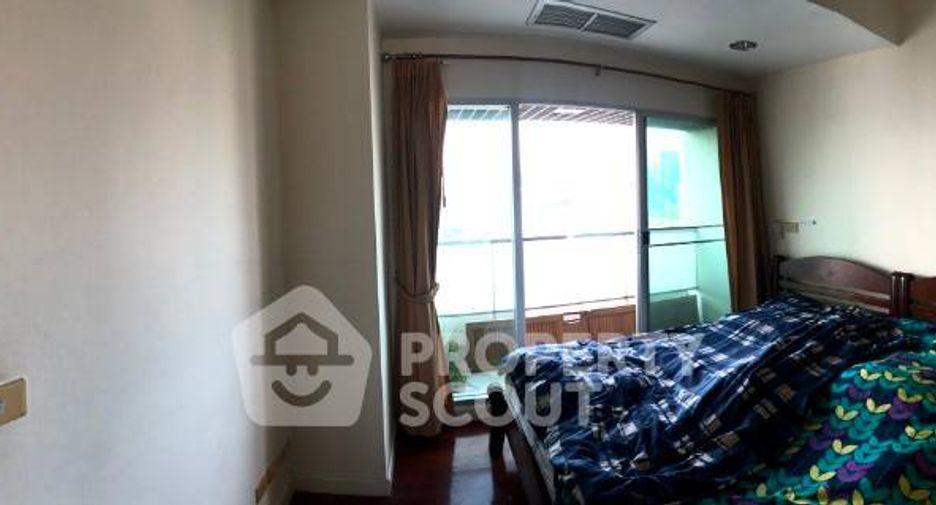 For sale 1 bed condo in Yan Nawa, Bangkok
