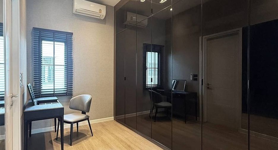 Аренда и продажа 5 спальни дом в Bang Phli, Самутпракан