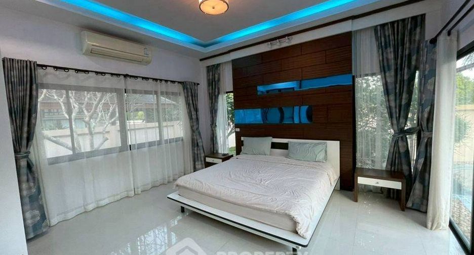 À vendre 3 chambres villa à Huay Yai, Pattaya