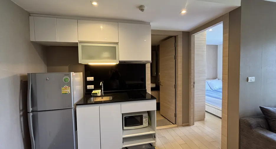 For rent 1 bed condo in Sathon, Bangkok