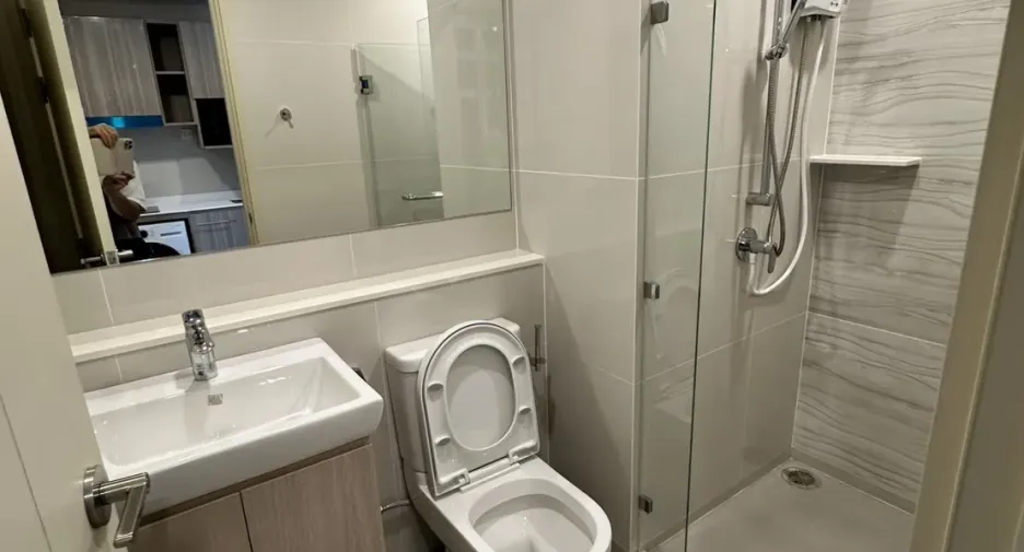 For rent スタジオ condo in Khlong Toei, Bangkok
