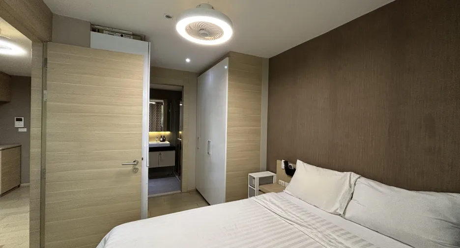 For rent 1 bed condo in Sathon, Bangkok