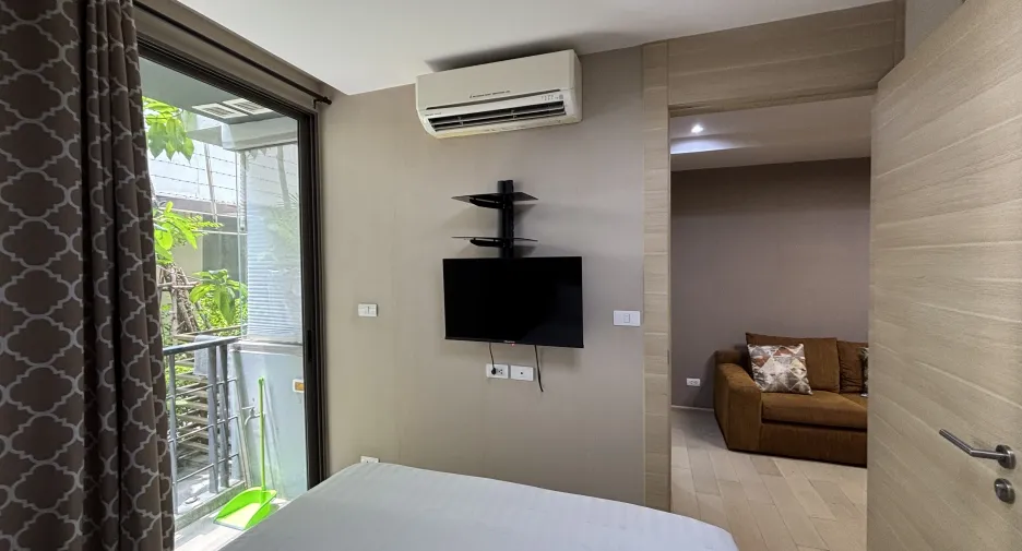For rent 1 bed condo in Sathon, Bangkok