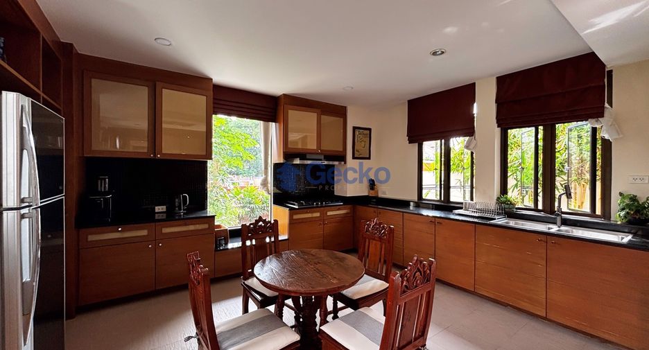 Haus zur Miete und zum Kauf mit 5 Zimmer in East Pattaya, Pattaya