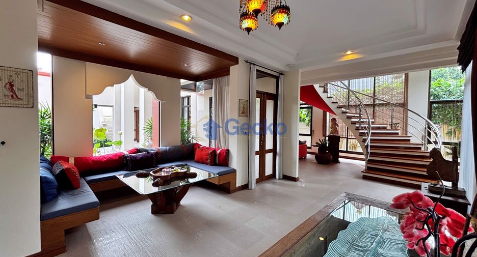 Haus zur Miete und zum Kauf mit 5 Zimmer in East Pattaya, Pattaya