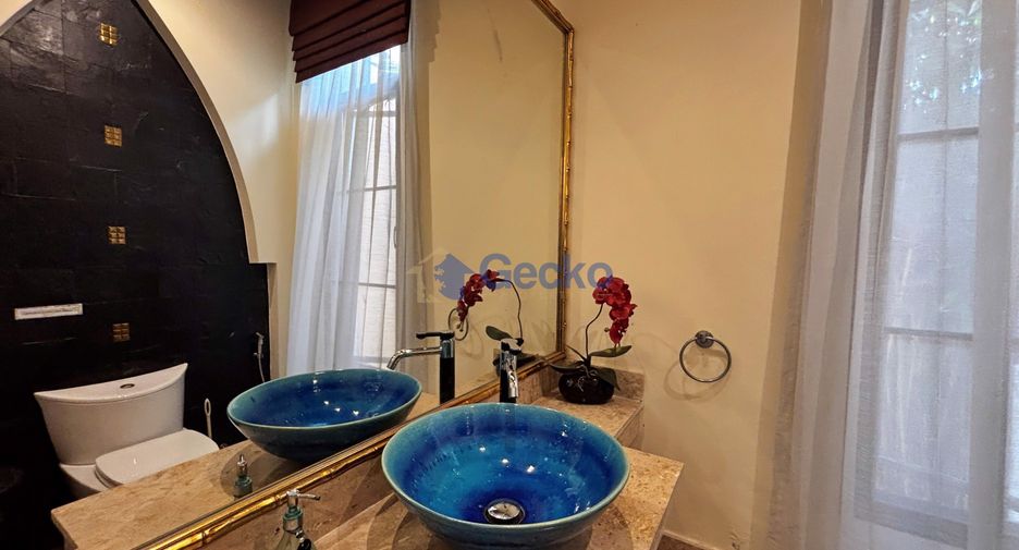 Haus zur Miete und zum Kauf mit 5 Zimmer in East Pattaya, Pattaya