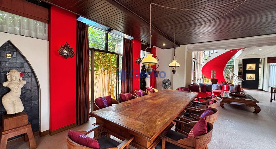 Haus zur Miete und zum Kauf mit 5 Zimmer in East Pattaya, Pattaya