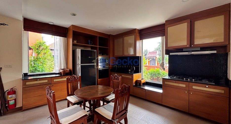 Haus zur Miete und zum Kauf mit 5 Zimmer in East Pattaya, Pattaya