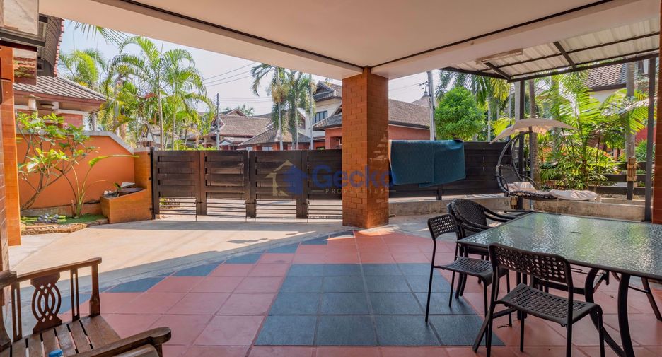 For sale 3 ベッドルーム house in East Pattaya, Pattaya