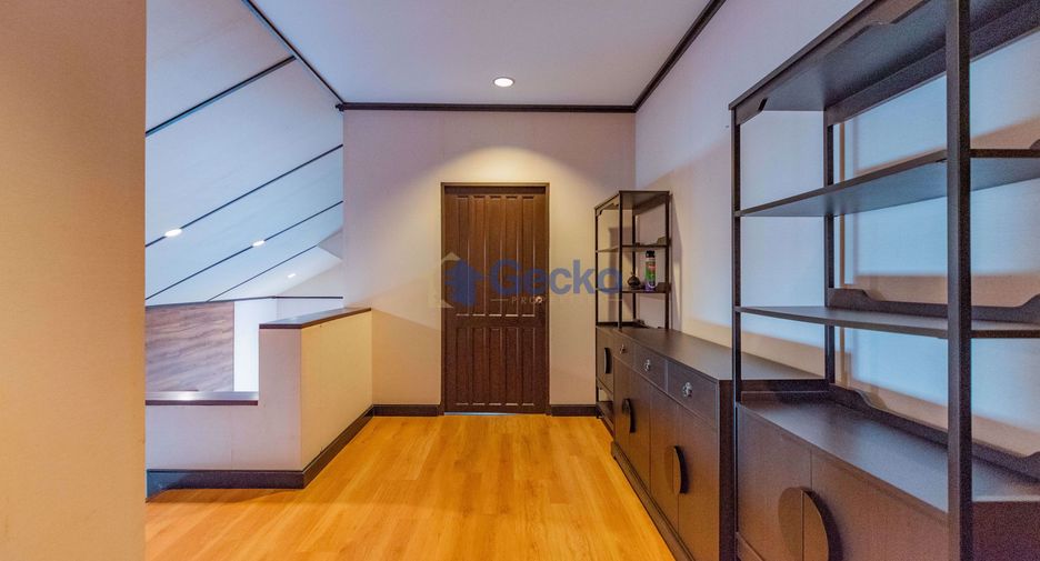 For sale 3 ベッドルーム house in East Pattaya, Pattaya