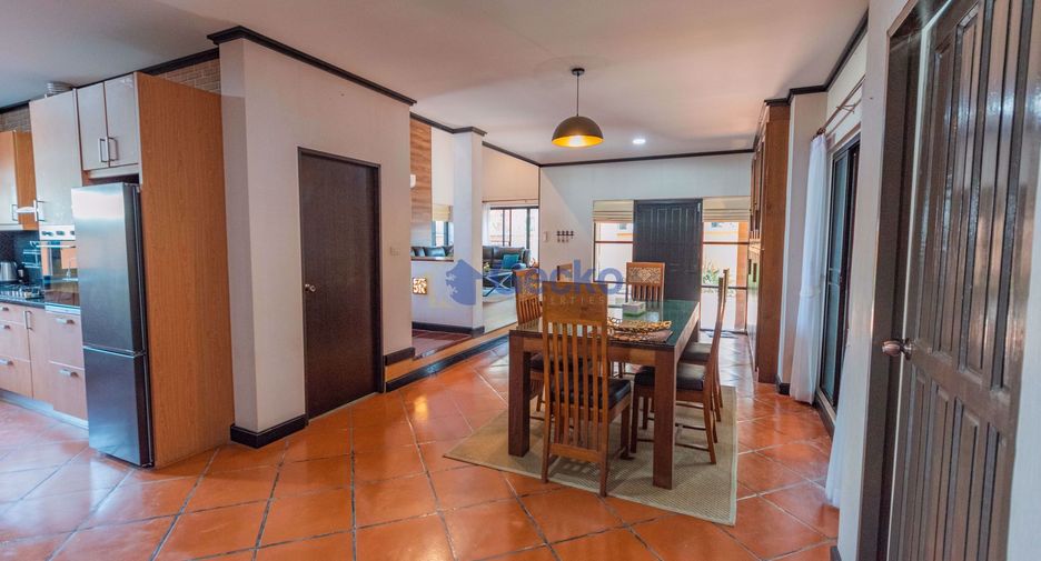 For sale 3 ベッドルーム house in East Pattaya, Pattaya