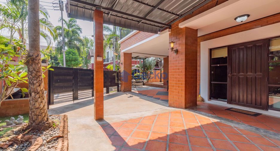 For sale 3 ベッドルーム house in East Pattaya, Pattaya