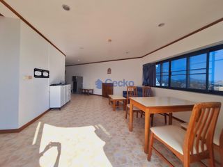 À louer 2 chambres condo à Na Jomtien, Pattaya