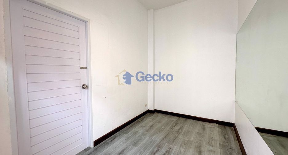 For rent 3 bedrooms house in East Pattaya, Pattaya