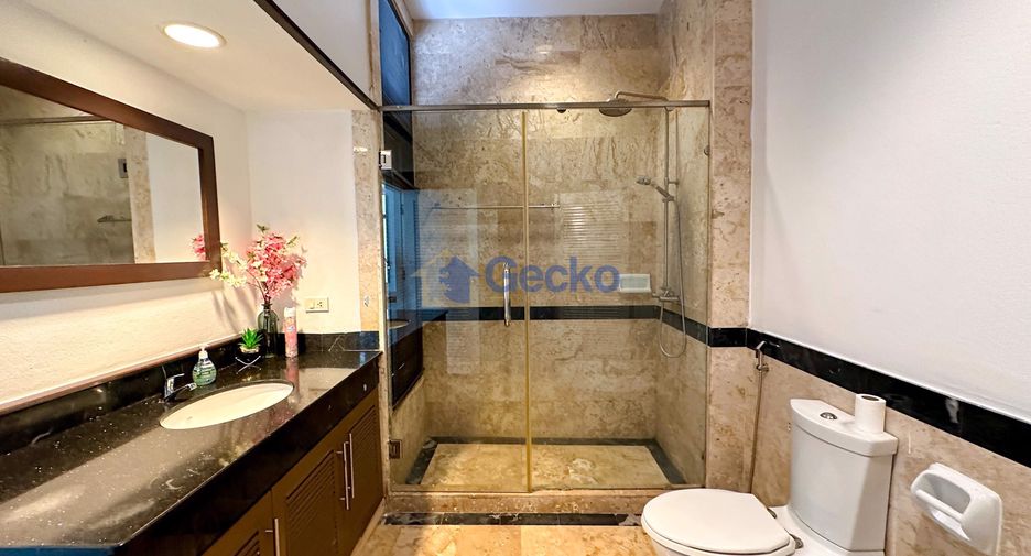 For rent 3 bedrooms house in East Pattaya, Pattaya