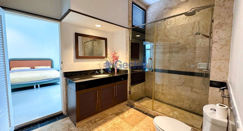 For rent 3 bedrooms house in East Pattaya, Pattaya