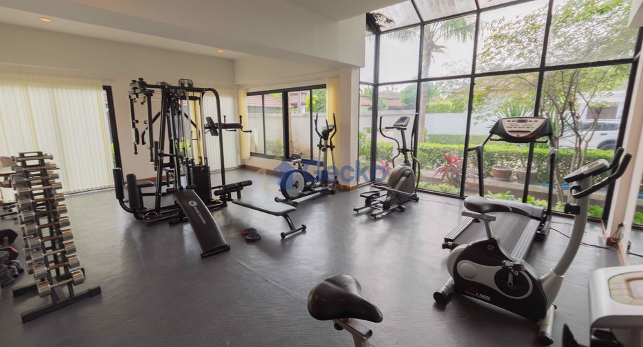For rent 3 bedrooms house in East Pattaya, Pattaya